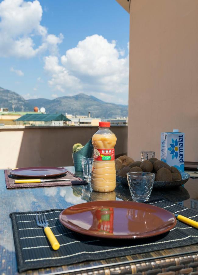 Incantevole Attico 1Minuto Dal Mare Wifi Netflix Terracina Eksteriør billede