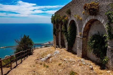 Incantevole Attico 1Minuto Dal Mare Wifi Netflix Terracina Eksteriør billede